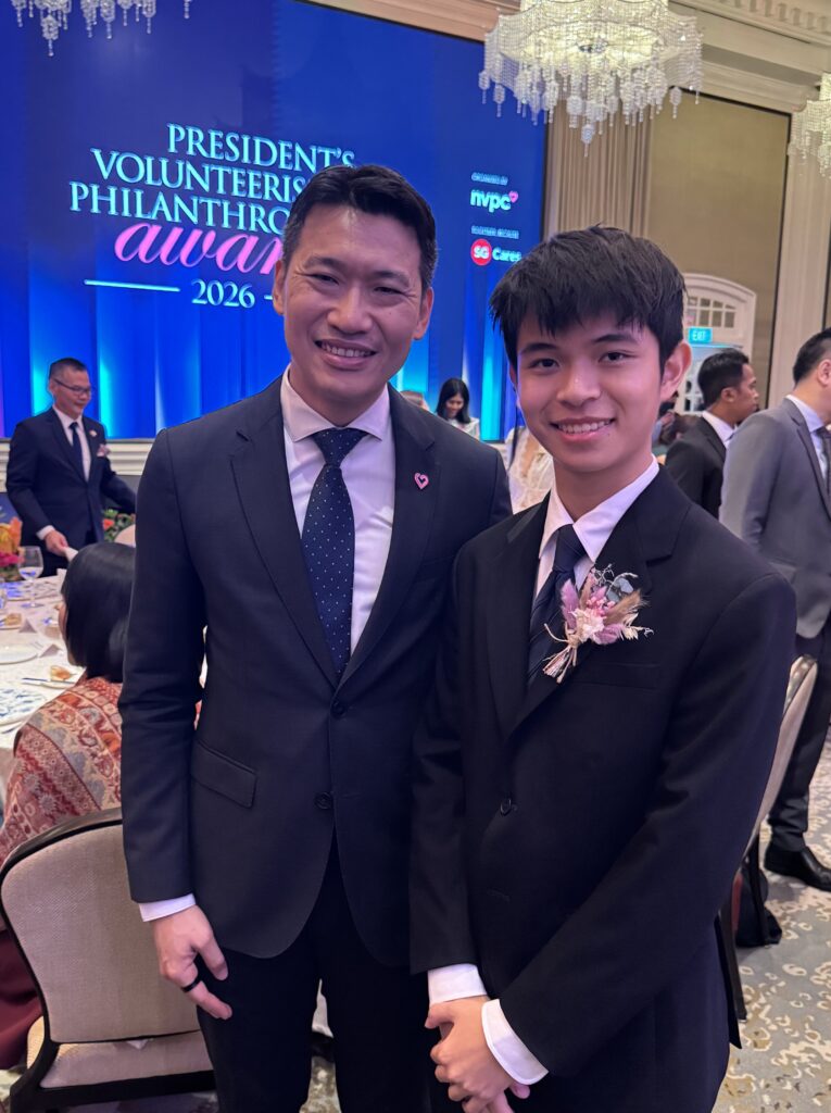 Shoken Tsurumaru with Minister David Neo